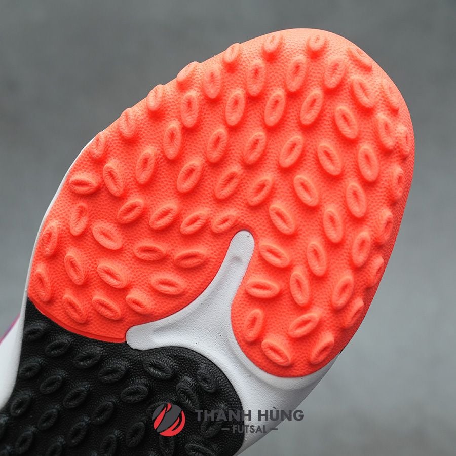 PUMA FUTURE 8 PRO CAGE - 108366-01 - ĐEN/TÍM